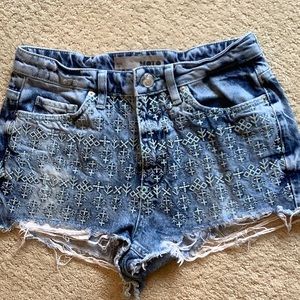 Topshop Embroidered Distressed Shorts
